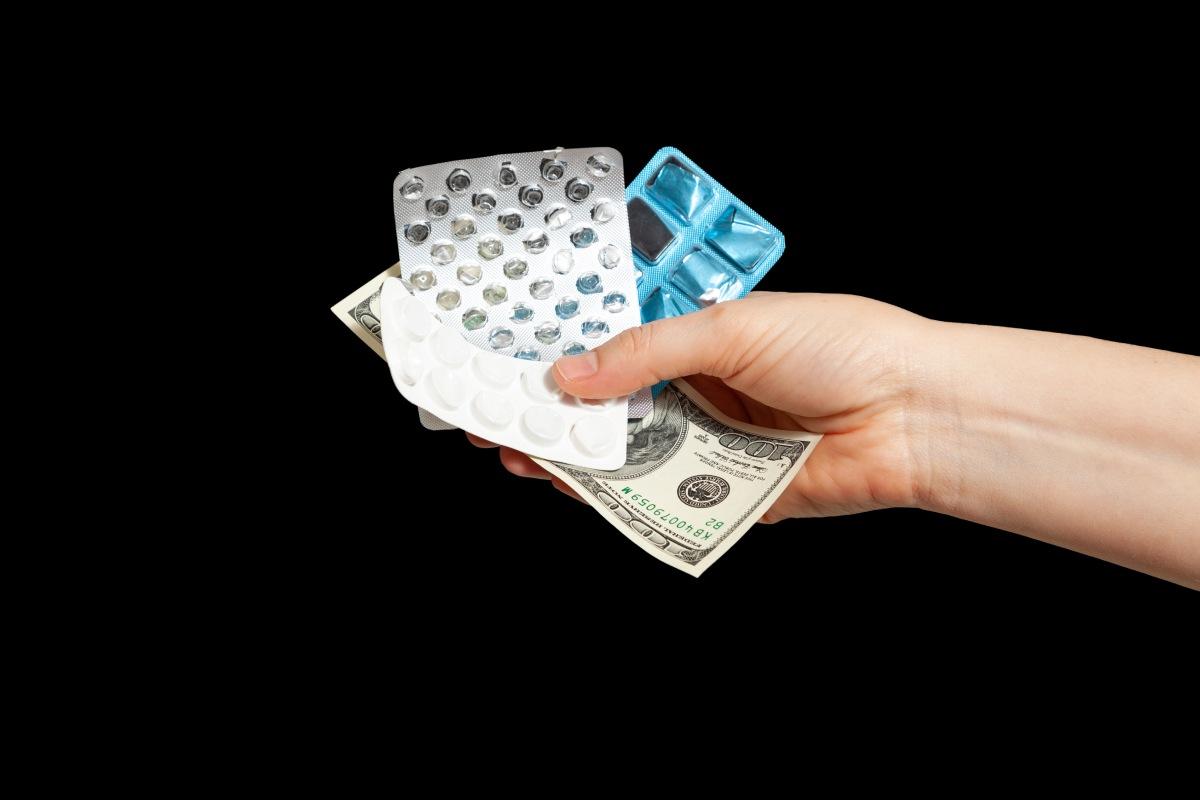 Giá bảo hiểm sức khỏe  hiện nay bao nhiêu?