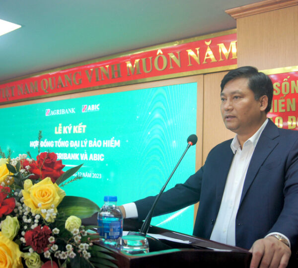 Bảo hiểm Agribank tổ chức Lễ ký hợp đồng tổng đại lý bảo hiểm