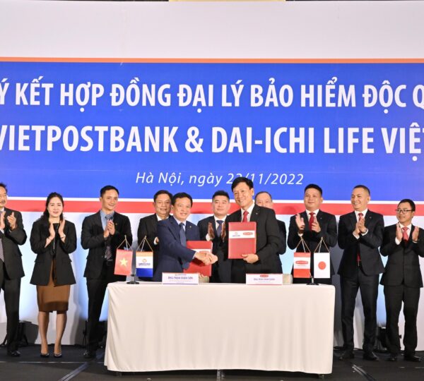 LienVietPostBank ký hợp đồng bảo hiểm 15 năm với Dai-ichi Life Việt Nam