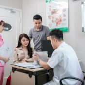 Mua bảo hiểm sức khỏe cho nhân viên giúp giữ chân người tài