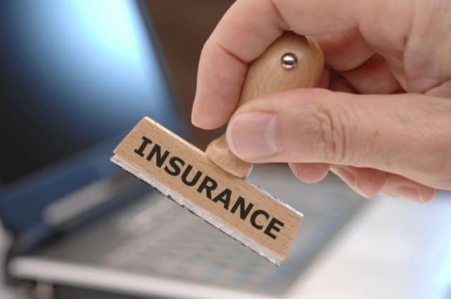 Nên mua bảo hiểm Cathay Life hay Manulife cho gói bảo hiểm nhân thọ của bạn?