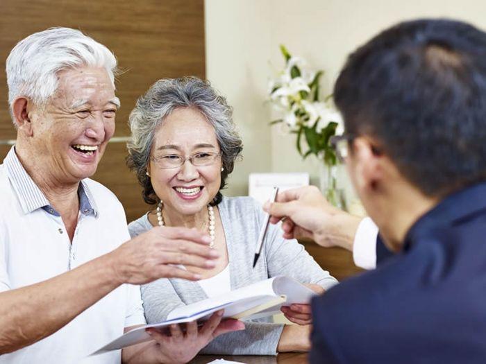 Bảo hiểm sức khỏe cho người cao tuổi 2